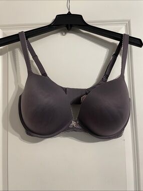 Body By Victoria Secret Push Up Bra Size 38DDD
